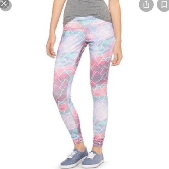 Mossimo Moutain Leggings - Picture 5 of 5